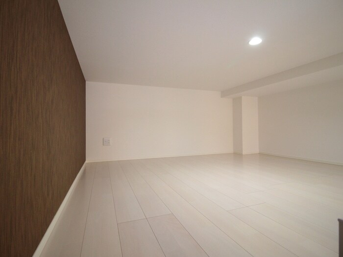 物件内観写真11　(ロフト)