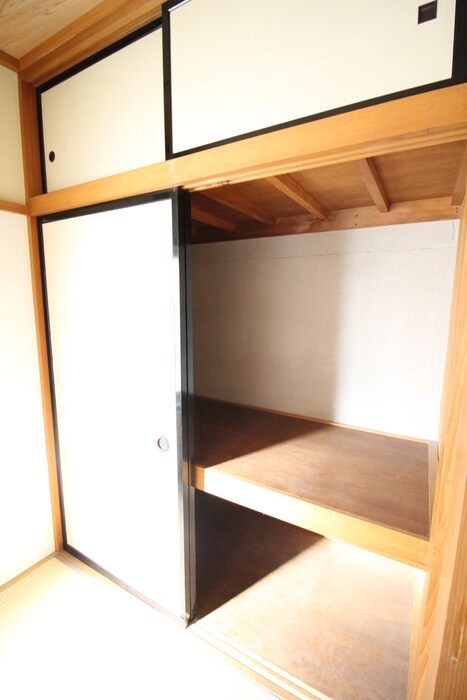 物件内観写真11　(収納)
