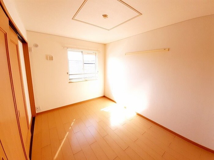 物件内観写真5　(居室)