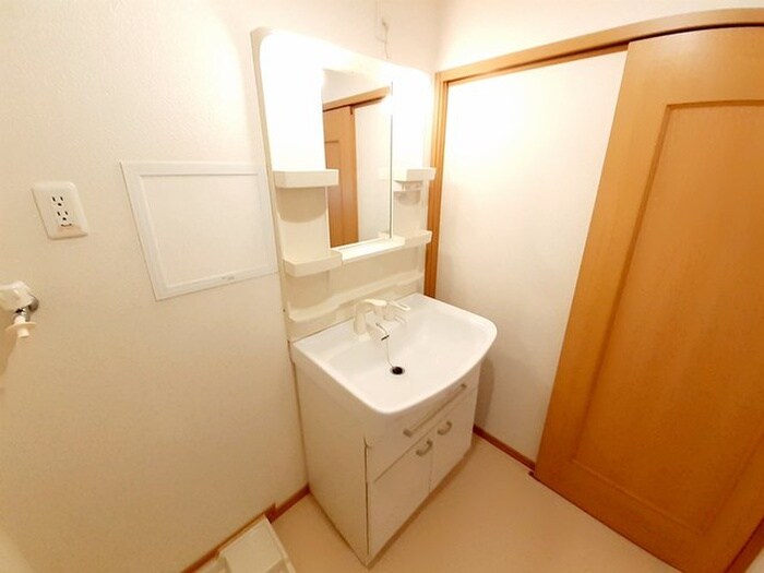 物件内観写真9　(洗面)