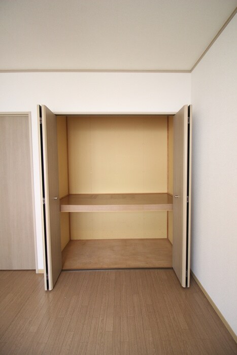物件内観写真14　(収納)