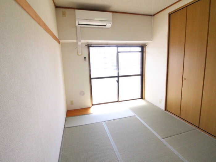 物件内観写真7　(居室)