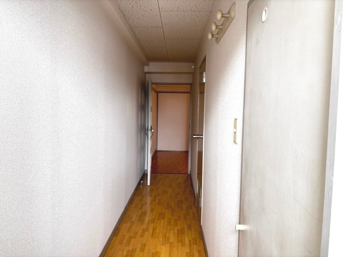 物件内観写真19　(廊下)