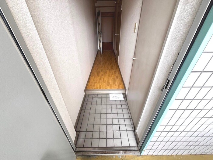 物件内観写真20　(玄関)