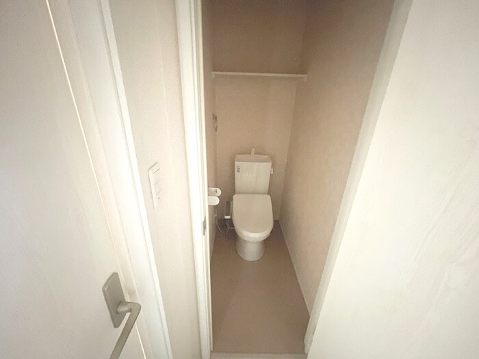 物件内観写真14　(トイレ)