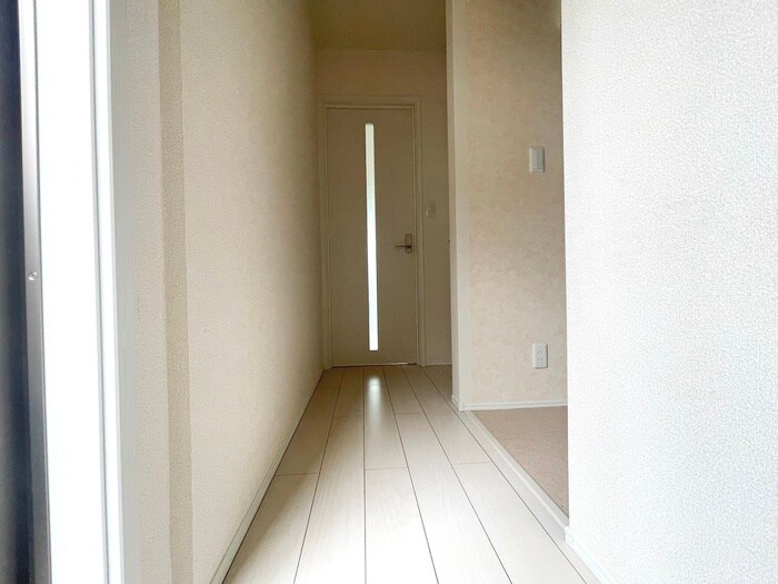 物件内観写真18　(廊下)