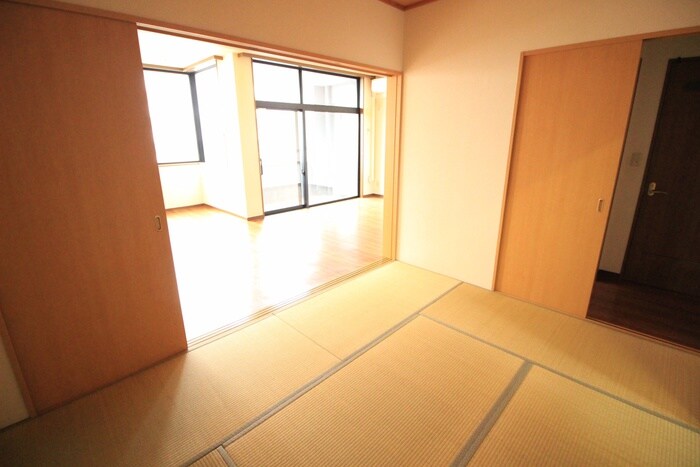 物件内観写真9　(居室)