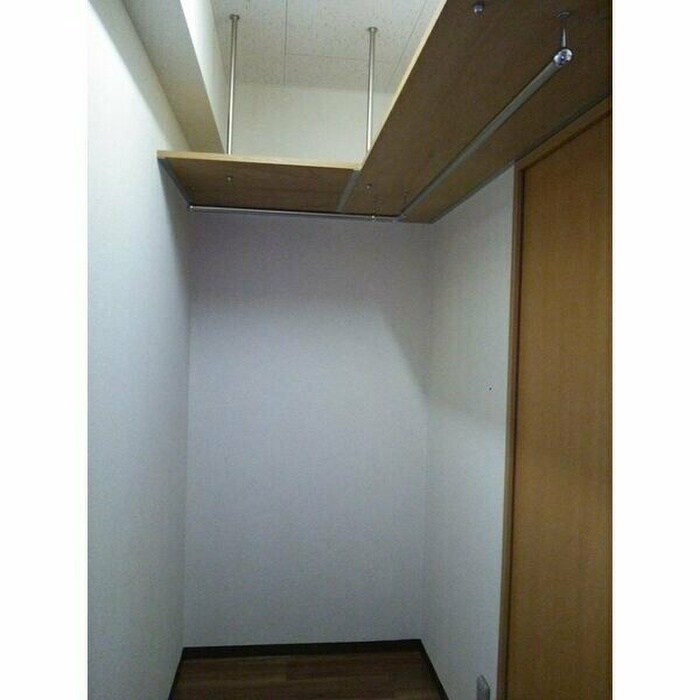 物件内観写真9　(収納)