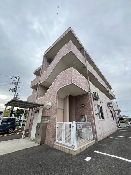 パセオプラシード弐番館外観写真