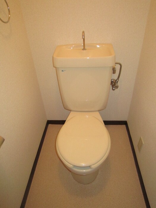 物件内観写真14　(トイレ)