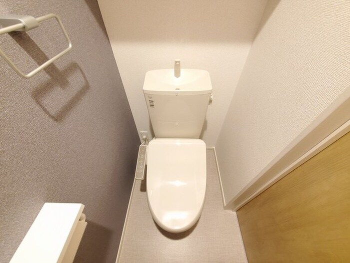 物件内観写真13　(トイレ)