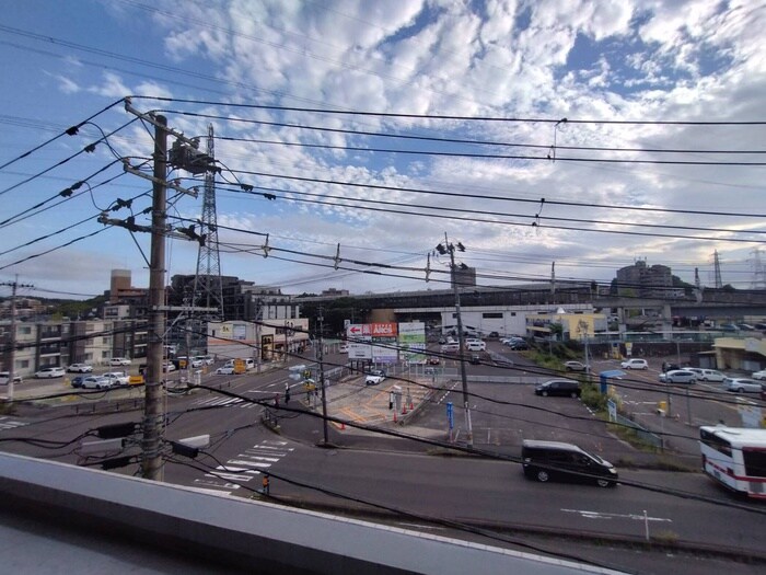 物件内観写真15　(室内からの展望)