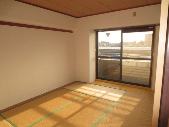 物件内観写真15　(居室)