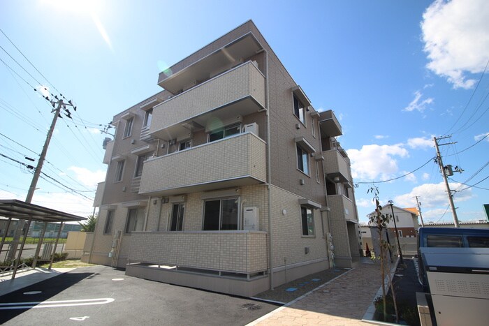 物件外観写真3　(外観写真)