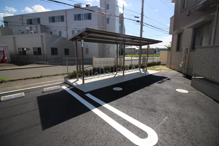 物件外観写真6　(駐輪場)