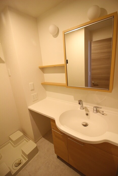 物件内観写真11　(洗面)