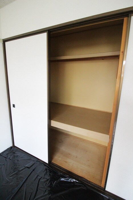 物件内観写真15　(収納)