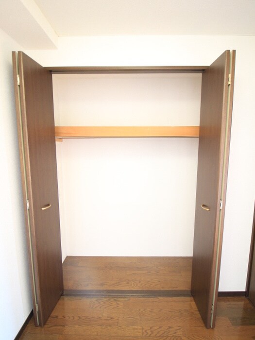 物件内観写真13　(収納)