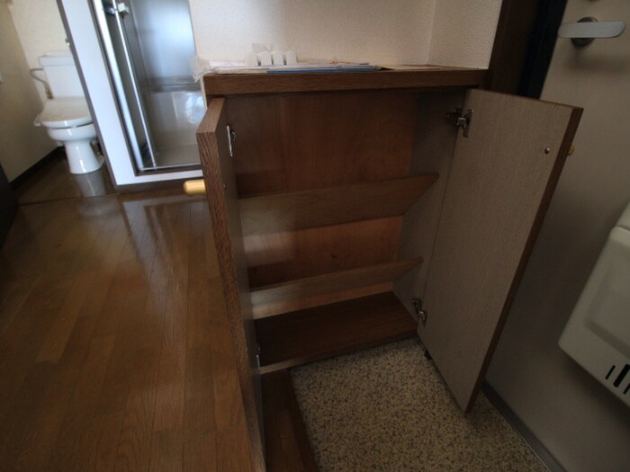 物件内観写真14　(靴箱)