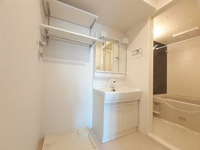 物件内観写真11　(洗面)