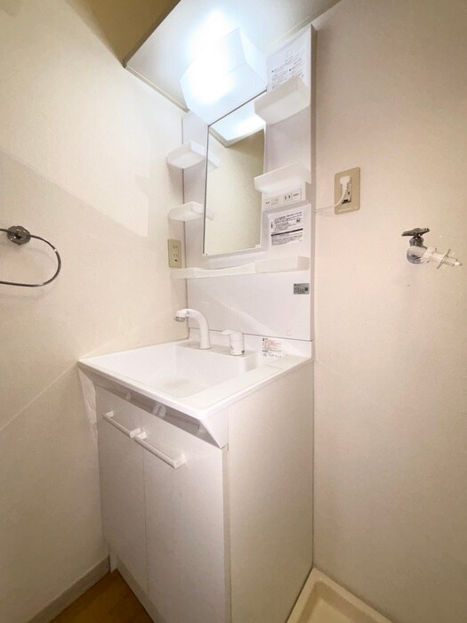 物件内観写真13　(洗面)