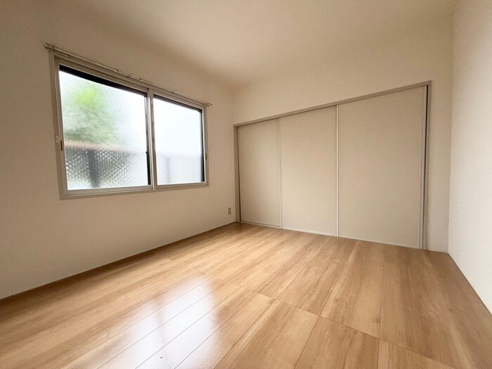 物件内観写真21　(居室)