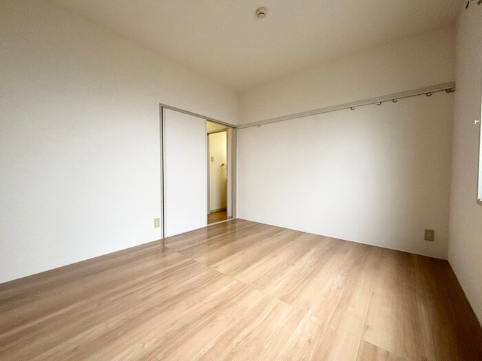 物件内観写真22　(居室)