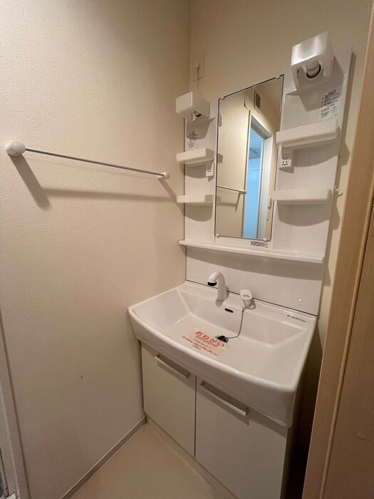 物件内観写真10　(洗面)