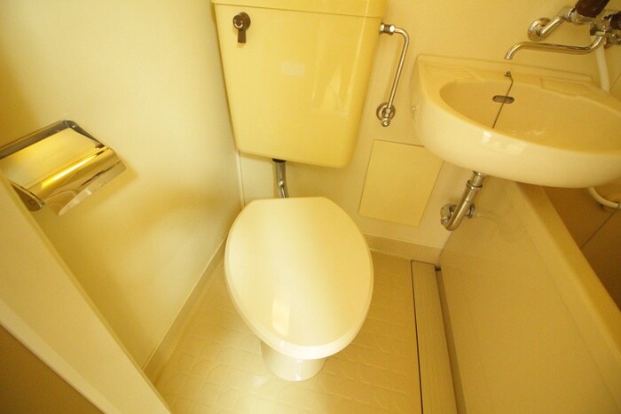 物件内観写真14　(トイレ)