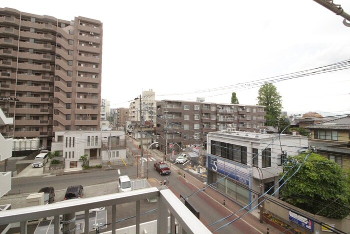 物件内観写真20　(室内からの展望)