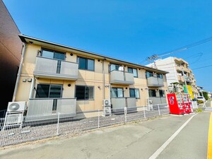 サニーコートポプラ外観写真