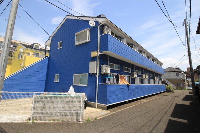 物件外観写真2　(駐輪場)