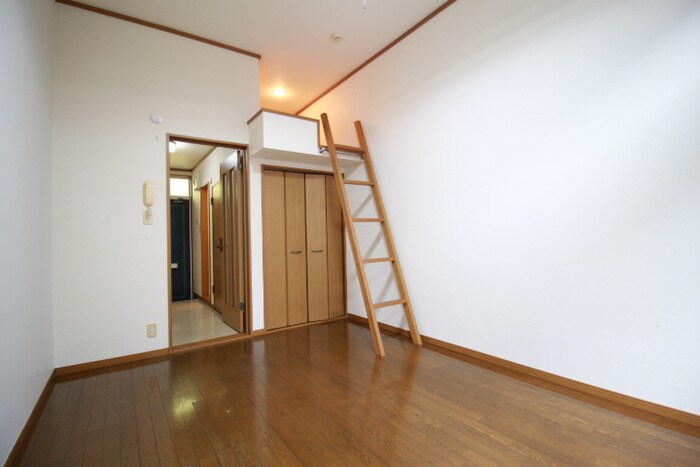 物件内観写真9　(居室)