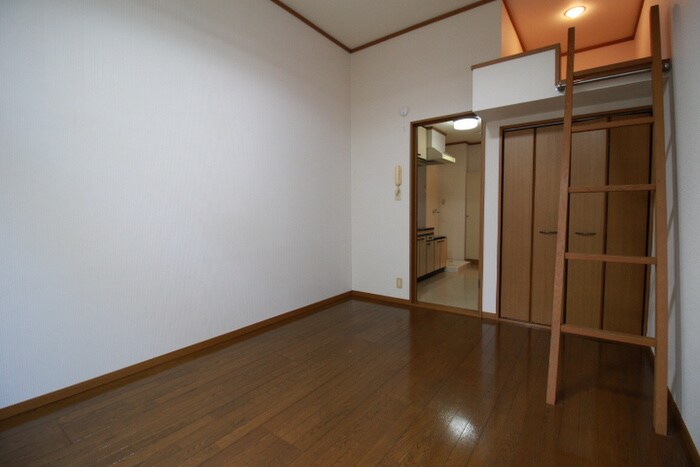 物件内観写真10　(居室)