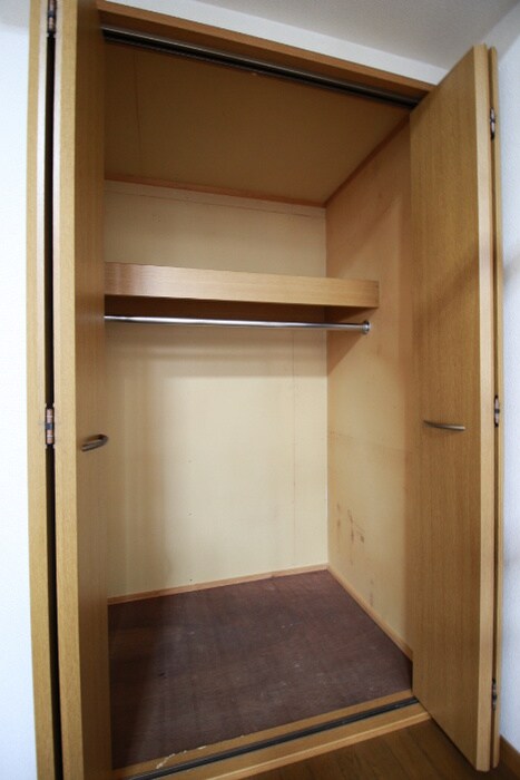 物件内観写真12　(収納)