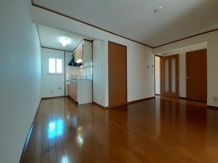 物件内観写真9　(居室)