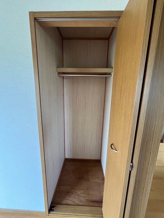 物件内観写真11　(収納)