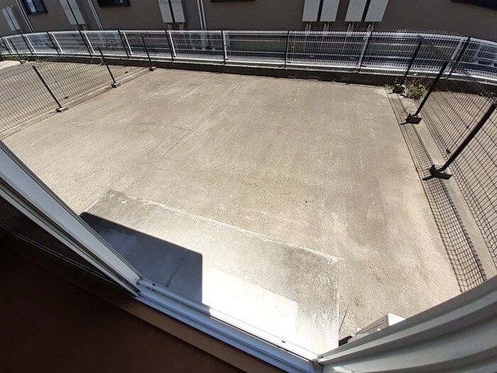 物件内観写真15　(ベランダ・バルコニー)