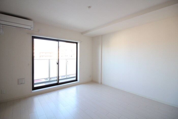 物件内観写真14　(居室)