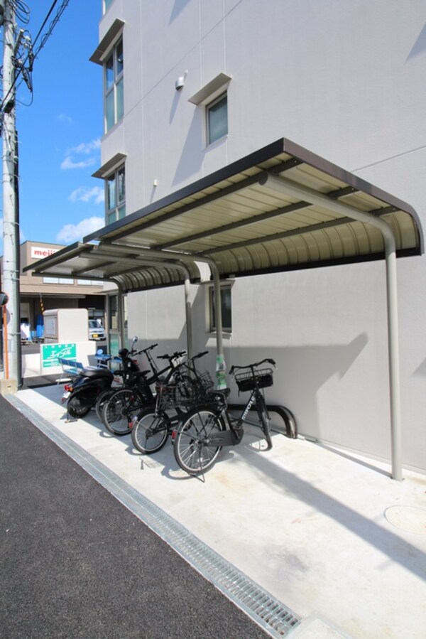 駐輪場