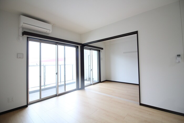 物件内観写真16　(居室)