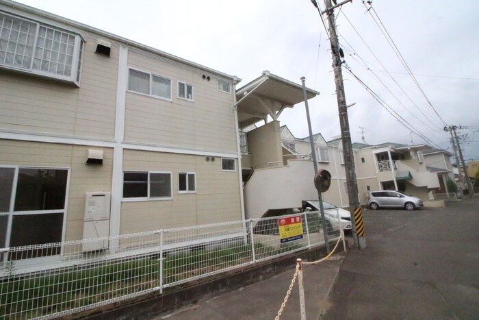 物件外観写真5　(外観写真)