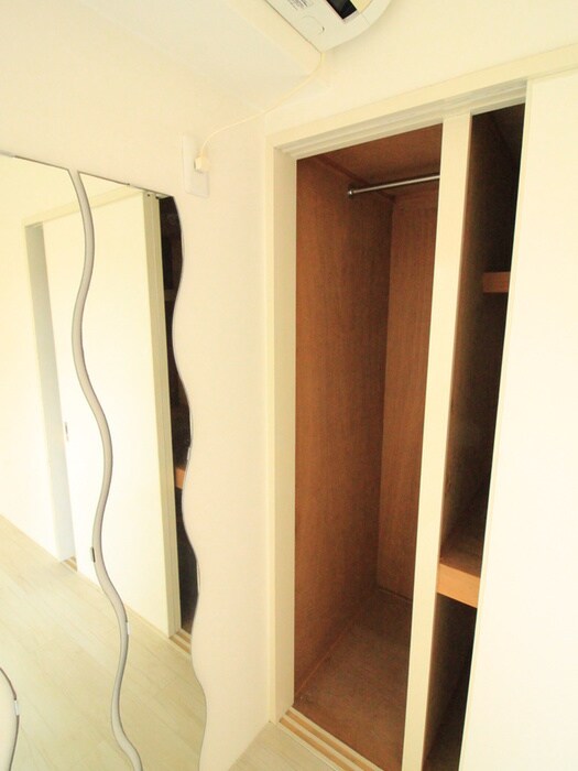 物件内観写真13　(収納)