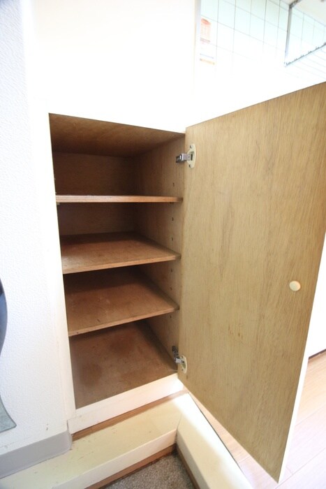 物件内観写真15　(靴箱)