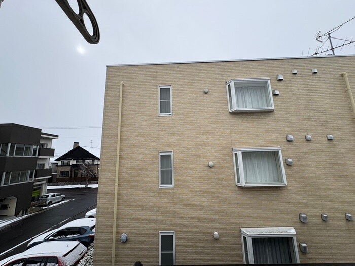 物件内観写真20　(室内からの展望)