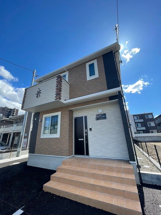 物件外観写真1　(外観写真)