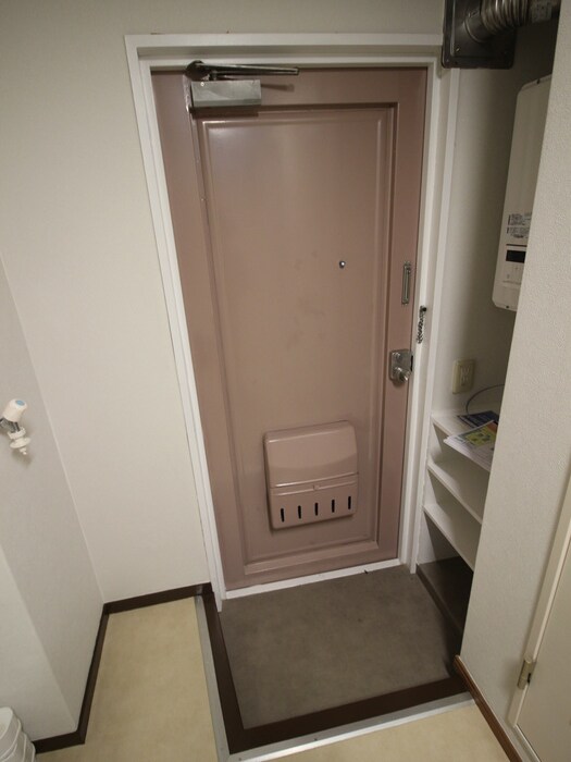 物件内観写真21　(玄関)