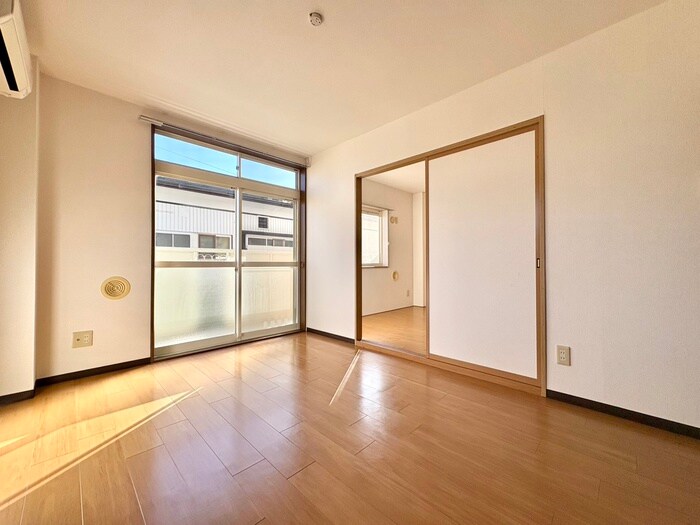 物件内観写真6　(居室)