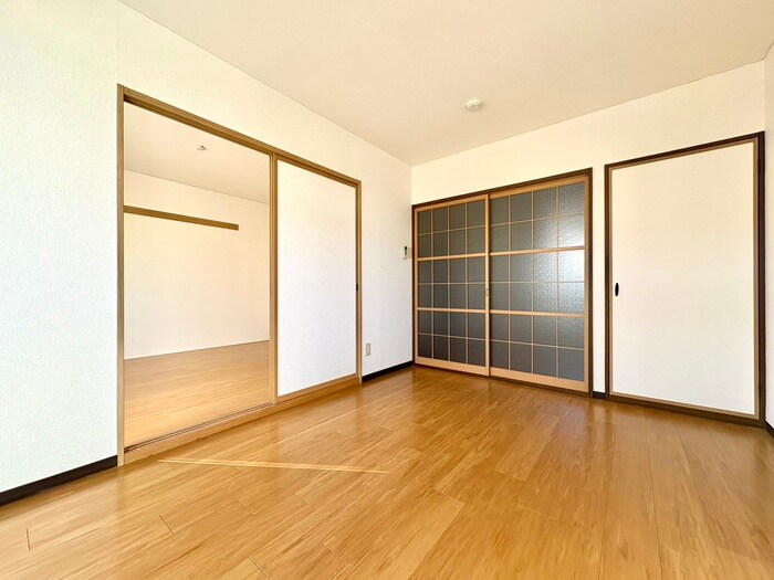 物件内観写真7　(居室)