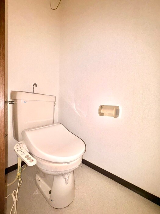 物件内観写真12　(トイレ)